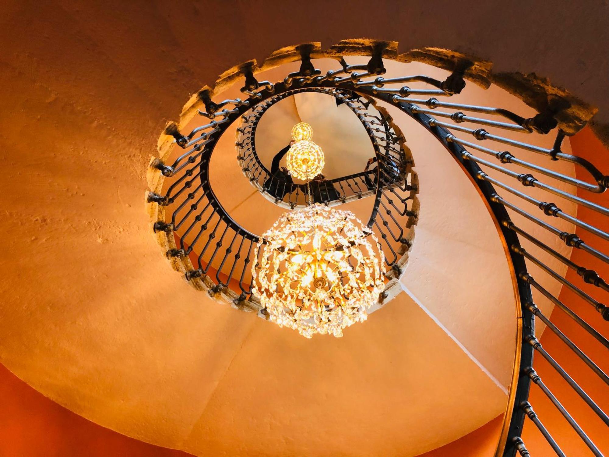 Chateau De Bruges Lapeyrouse Bagian luar foto